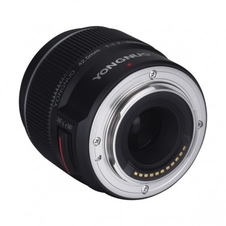 Lente Yongnuo 42.5mm f/1.7 para Panasonic Lumix y Olympus