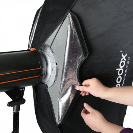 Softbox Strip Godox 35 x 160cm Montura Bowens incluye grilla