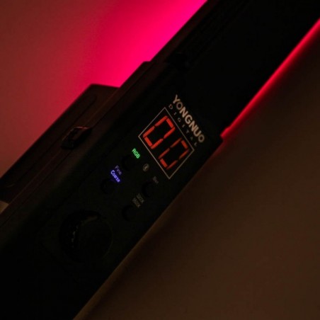 Luz Led YONGNUO YN360 3200-5500K y RGB tipo "Espada"