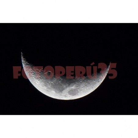 Lente Samyang (Rokinon) 650mm-1300mm, f/8 - f/16 + Adaptador para cámara DSLR